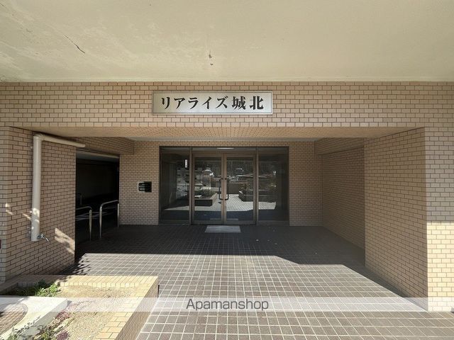 リアライズ城北の玄関写真