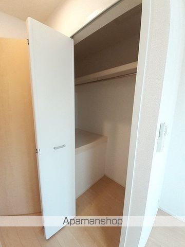 プレシスIIIの内装写真