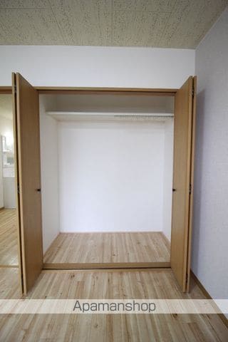 ダンディライオン西市A棟の内装写真