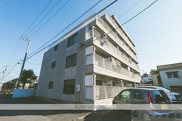 第一セントポールハイツの外観写真