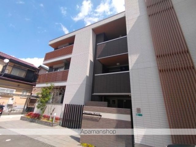ペルスネージュ岡田の外観写真