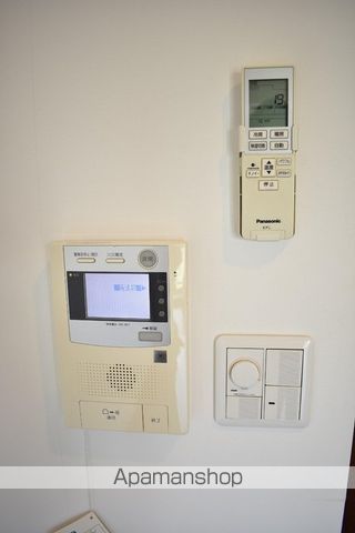 モナーク ヴィラの内装写真