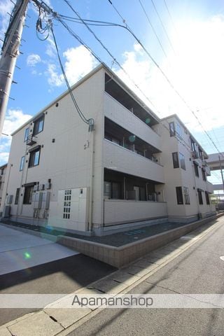 グランシャリオ東深津の外観写真