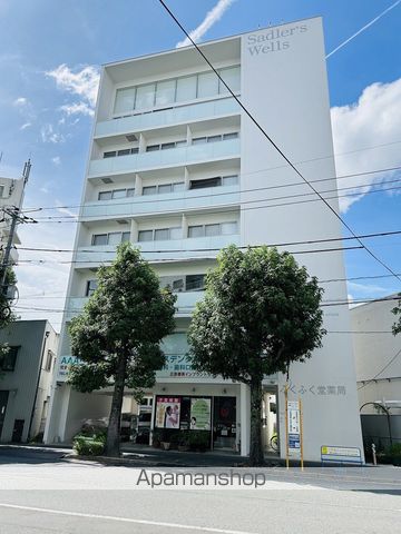 サドラーズウェルズの外観写真