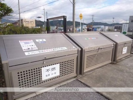 アビエスⅢ[1K/24.75m2]のロビー2