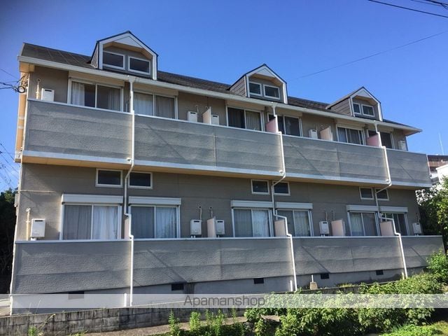 スカイハウス本荘IIの外観写真