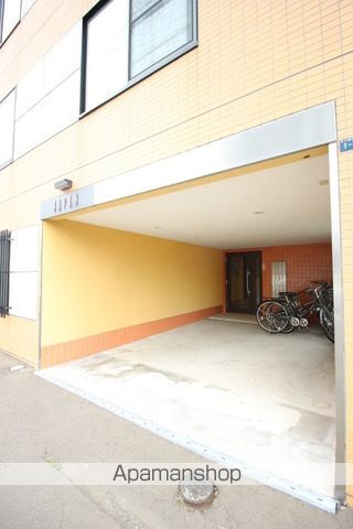 JAPANの玄関写真