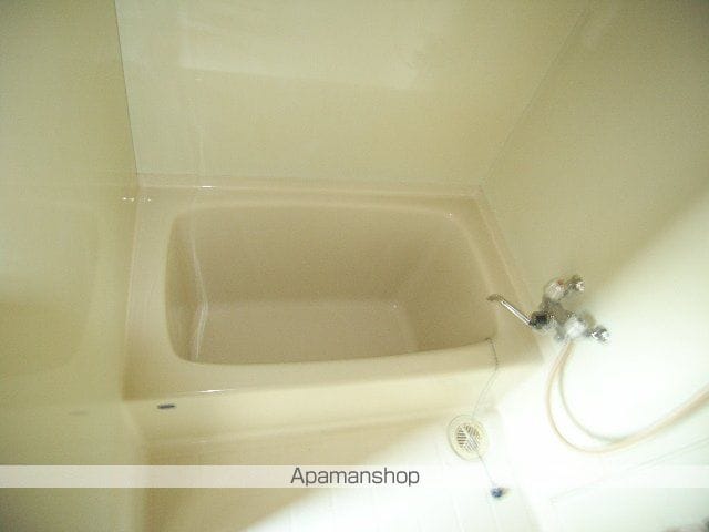 室蘭市 2階建 築43年の内装写真