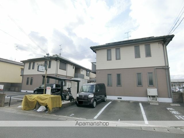 ファミール吉川