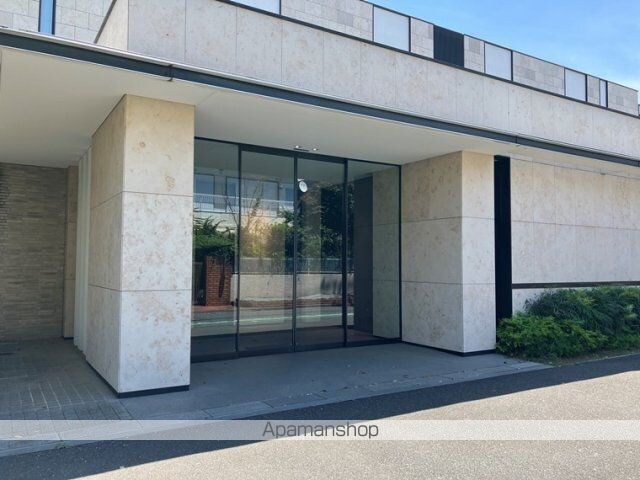ディアナコート浜田山[2LDK/70.53m2]のエントランス