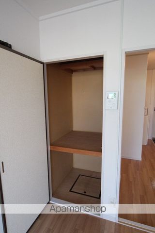 ジュネス阪本の内装写真