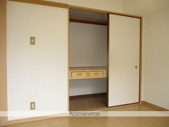 ドミール Bの内装写真