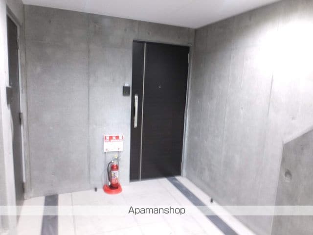 プライムコート白石駅前の玄関写真