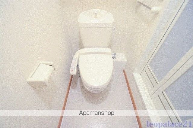 レオパレスクレセント山越の内装写真