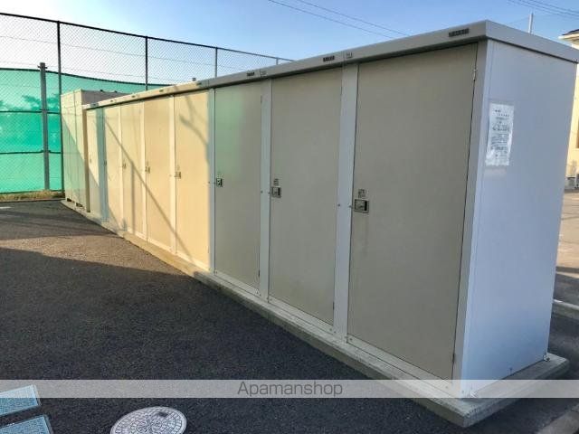 ベアローズ弐番館の外観写真
