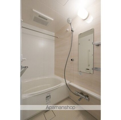 コンフォリア・リヴ豊洲キャナル[1LDK/34.92m2]のバス