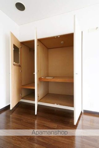 レジデンス三篠の内装写真