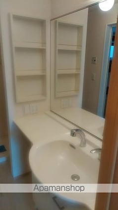 東京都杉並区井草１丁目[1LDK/55.83m2]の洗面所