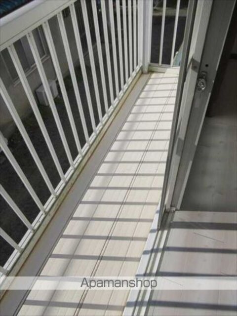 サザンハイツ六十谷[1R/16.9m2]のバルコニー