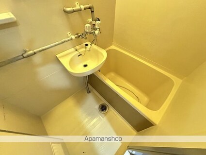 クレステージ宮前[1K/28.35m2]のバス