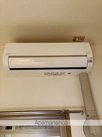 コテエイジ西中の内装写真