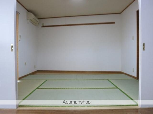 新川崎貳阡の内装写真