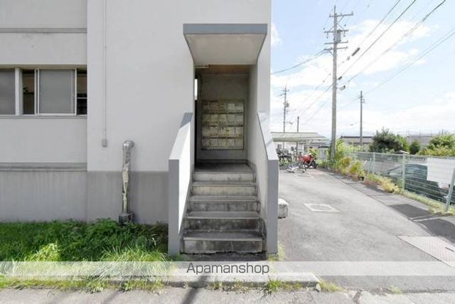 ビレッジハウス上田2号棟の玄関写真