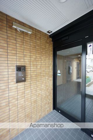ヒルズ辨天の外観写真