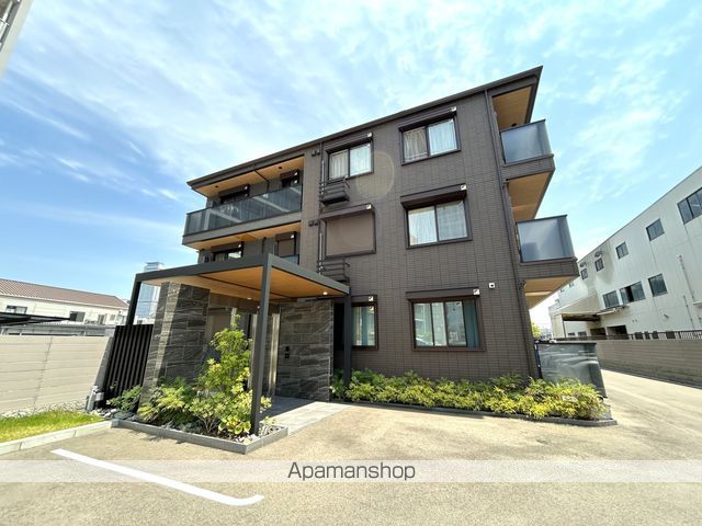 Fontana B棟の外観写真