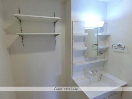 ＤーＲＯＯＭ荒井１丁目[2LDK/53.64m2]の洗面所