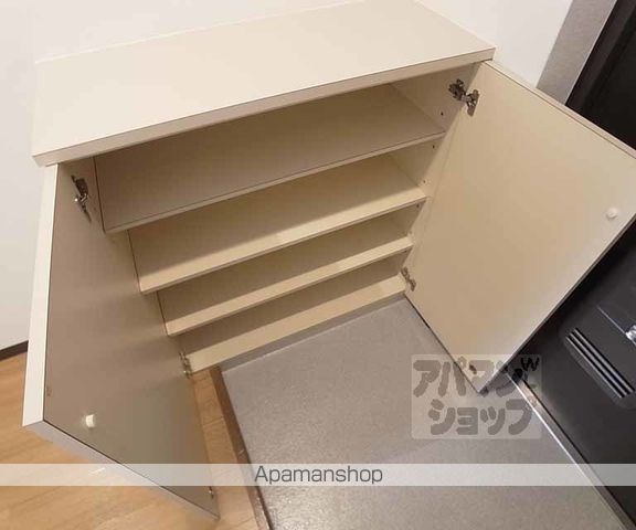 ZEPHYR21の内装写真