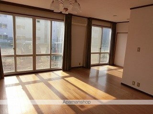 detached 岩手県盛岡市高松２丁目25-32

地図を見る