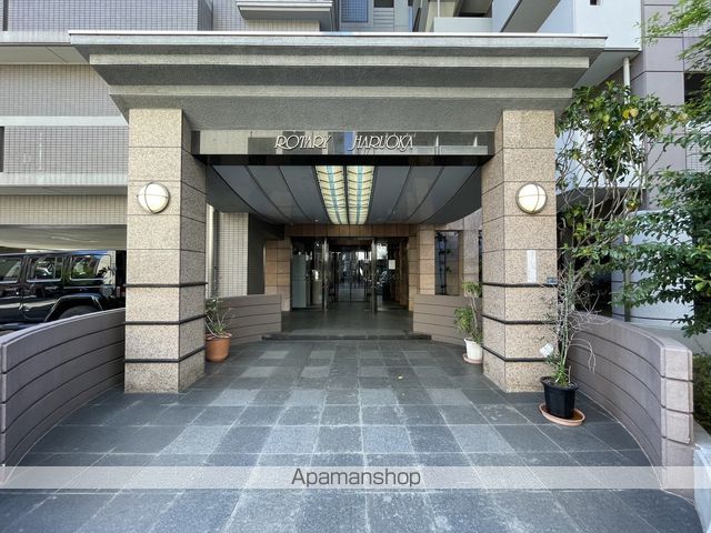 ロータリー春岡の外観写真