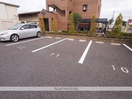 茨城県神栖市大野原３丁目[1LDK/36m2]の駐車場1