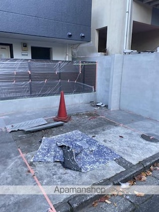 ＮｏｓｓＡ平岡町[1R/21.46m2]の駐車場1