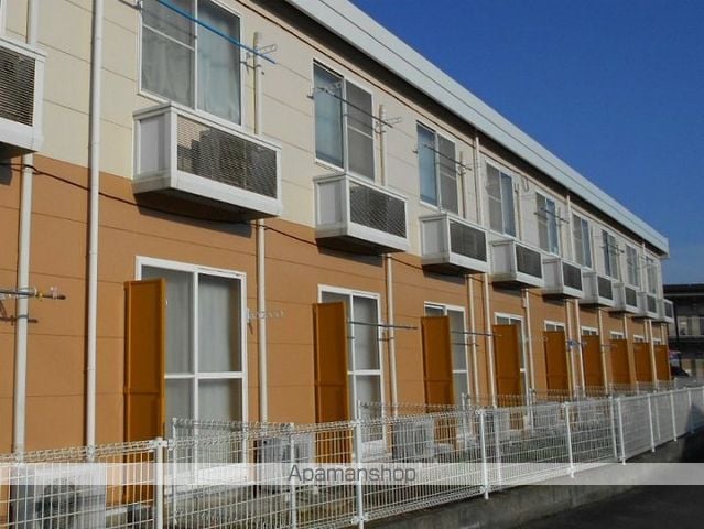 レオパレスアークハイツの外観写真