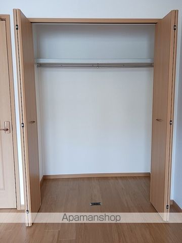 メゾンドゥボヌールBの内装写真