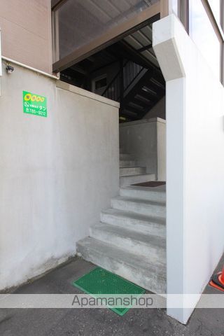 ハイツアルファの玄関写真
