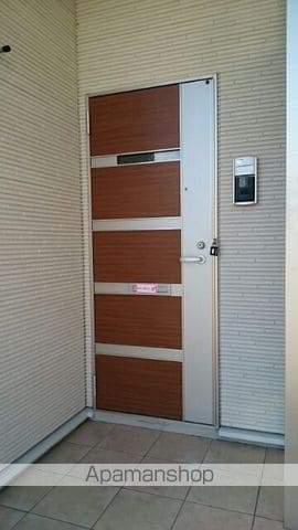 クレセント Iの玄関写真