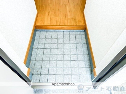 プラティーク南江戸[1K/33.5m2]の玄関