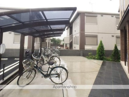 グリーンサイトおおたか[1LDK/50.38m2]のエントランス