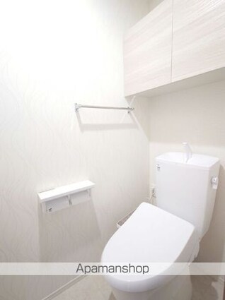 Ｄーｒｅｓｉｄｅｎｃｅ曙町１丁目[1LDK/36.11m2]のトイレ