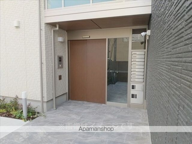 和歌山県和歌山市太田４丁目[1LDK/42.28m2]のエントランス1