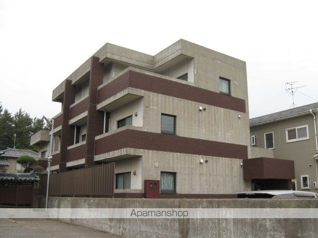 マンションKAYABAの外観写真