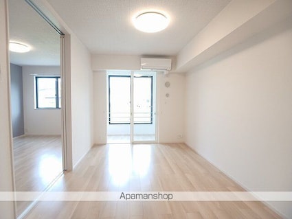 クラッソ[1LDK/50.14m2]のリビング・居間1