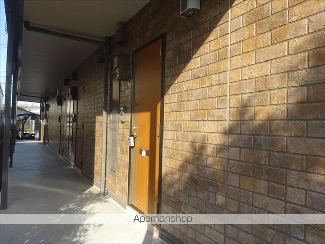 和歌山県和歌山市島崎町３丁目[1K/26.71m2]のエントランス1