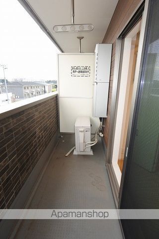 サイド ライス フィールドIIの内装写真