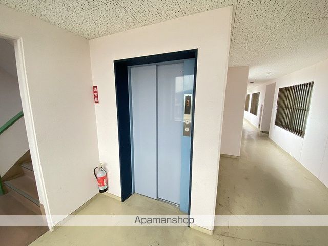 ボナール二の宮の玄関写真