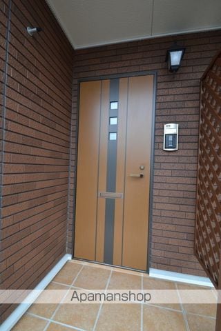 クオーレ八代の玄関写真
