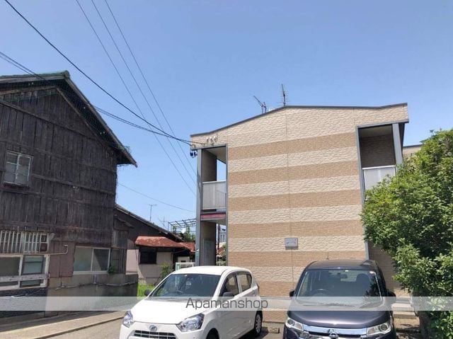 レオパレスラ ヴィータの外観写真